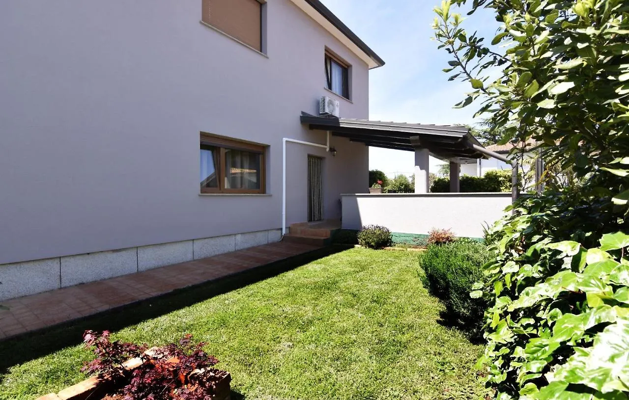 Apartments With A Parking Space Umag - 21070