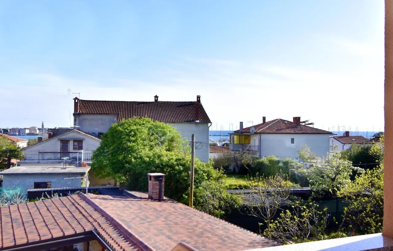 Apartments With A Parking Space Umag - 21070